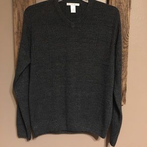 Men’s Geoffrey Beene V-Neck Dark Gray Sweater LG❄️